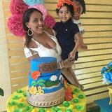 TODOS COM MALU