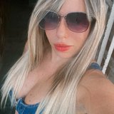 Nicole 
