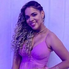 imagem de THAYNA