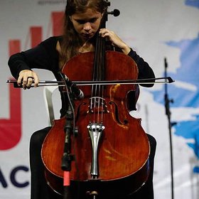 AJUDE MIRIAN REALIZAR SEU SONHO DE ESTUDAR NOS ESTADOS UNIDOS | Vaquinhas  online