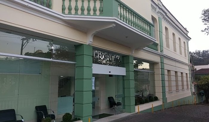 Ajuda ao Hospital Padre Júlio Maria de Manhumirim MG.