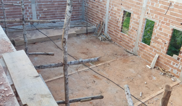 Construção da Igreja Batista Das Oliveiras de Caraí em Vila Nova