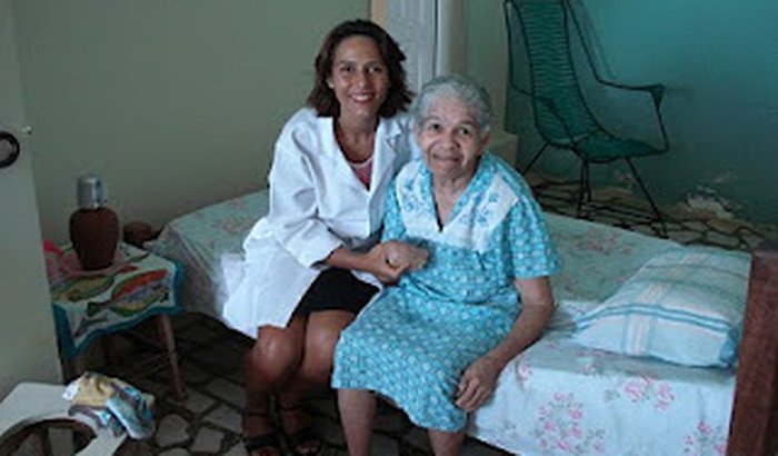 Ajuda a vovozinha