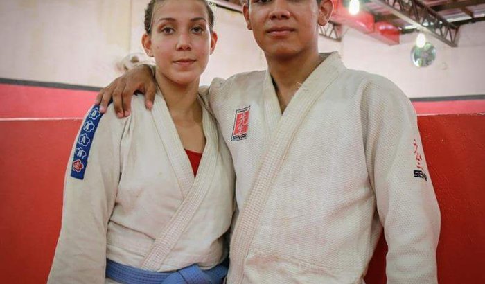 Ajude o casal judoca a participar do regional de judô em Belém