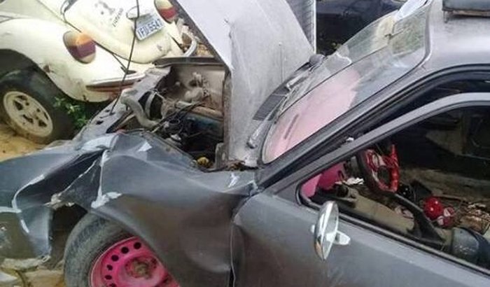SOCORRO, ESTAMOS A PÉ (PATINHAS)