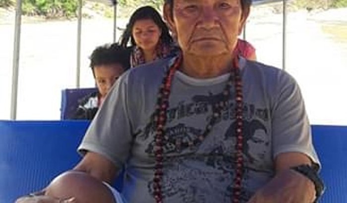 Barco e Motor para o povo Noke koi do Rio Gregório