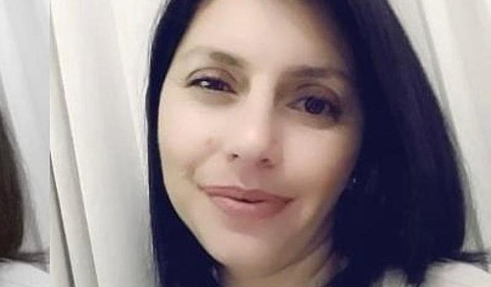 Ajude Juliani a fazer a cirurgia para a Retinosquise