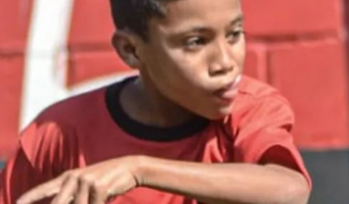 AJUDA PARA "PEQUENOS ATLETAS"