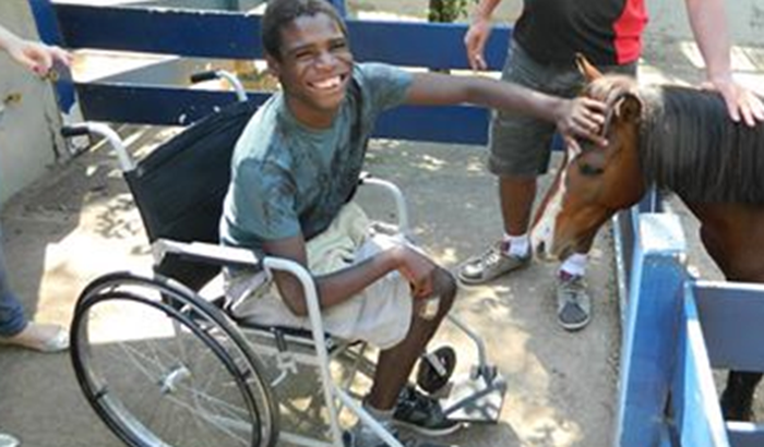 Salve a Casa-Lar Mangueira ! Entre nessa Luta !