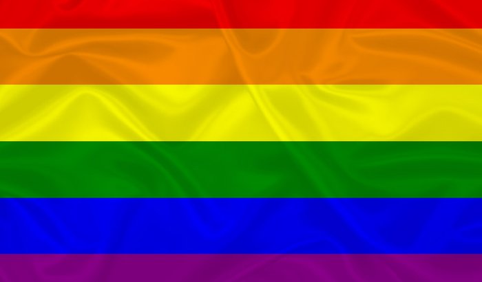 AJUDE A ARTE LGBT