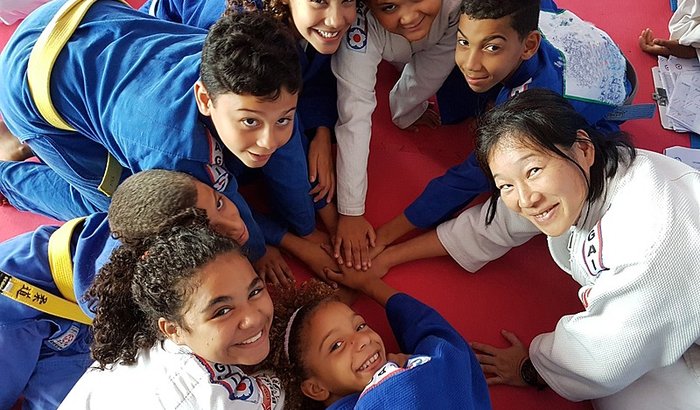 Campanha de Natal - Associação Nagai - Complexo do Alemão