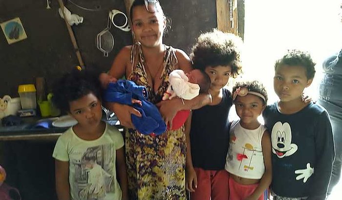 Ajude a família do Ricardo e da Carol a conseguir um lar