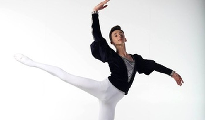 Ajudem o Bailarino Kiran Bonnema