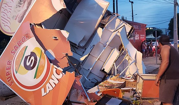 Comprar um trailer novo Super Sabor Lanches