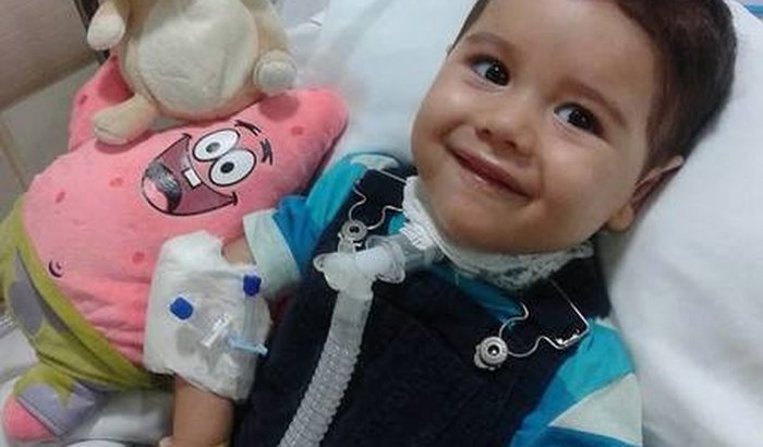 Cadeira de rodas adaptada para o Miguelzinho!