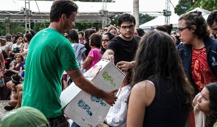 Vaquinha Eco Praça