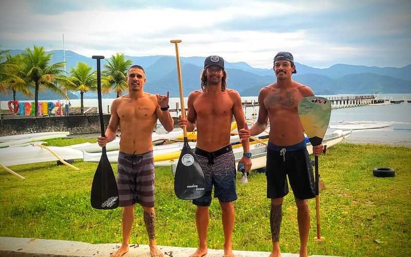 Equipe V3 Ubatuba Hoe no Iron Va'a