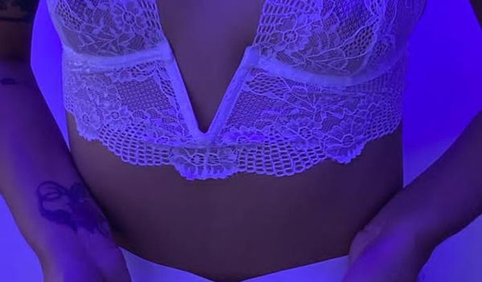 Peitinhos novos pra Paola