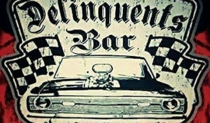 Delinquents Bar V8