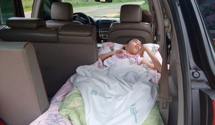 Para o conserto do carro pra locomoção da minha filha q e acamada