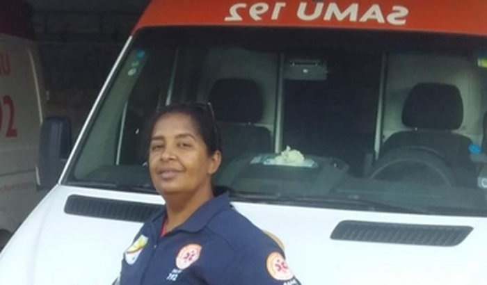 Ajuda para possibilitar nossa amiga Shirlene se formar 