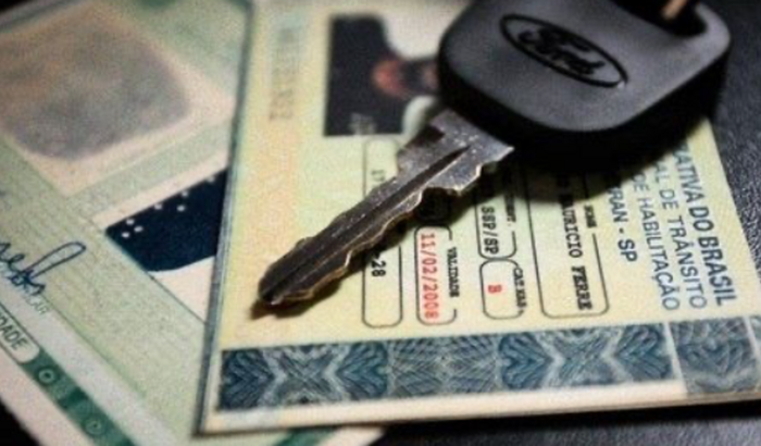 Me ajudem a pagar minha auto escola 