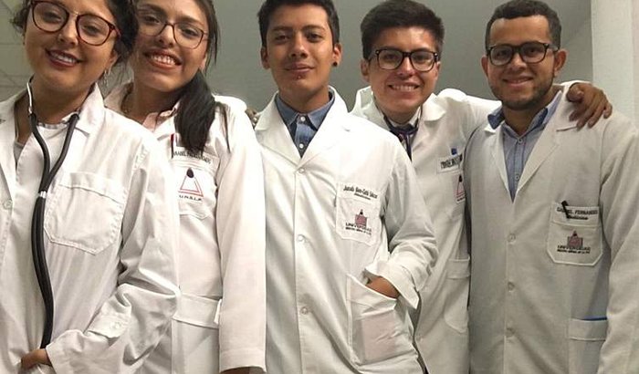 OIIII, PEÇO SUA AJUDA A ME FORMAR EM MEDICINA!