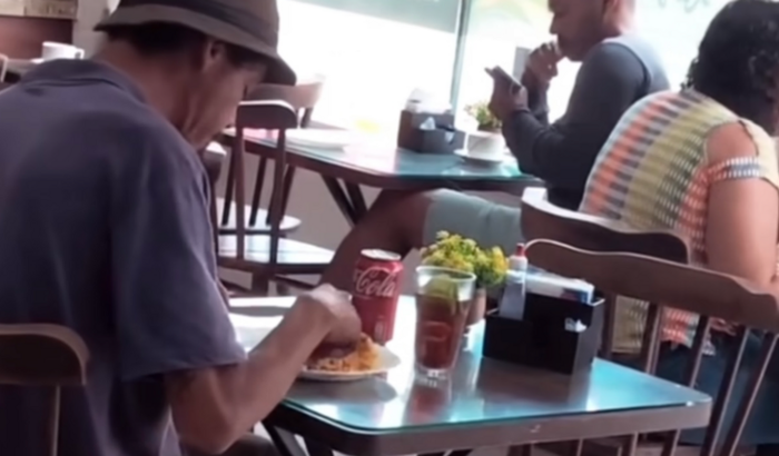 Sr. Leandro e dona Lilia -  pedem socorro 