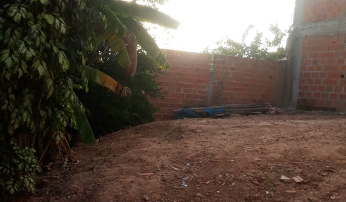 Fundo pra uma quadra pra crianças 