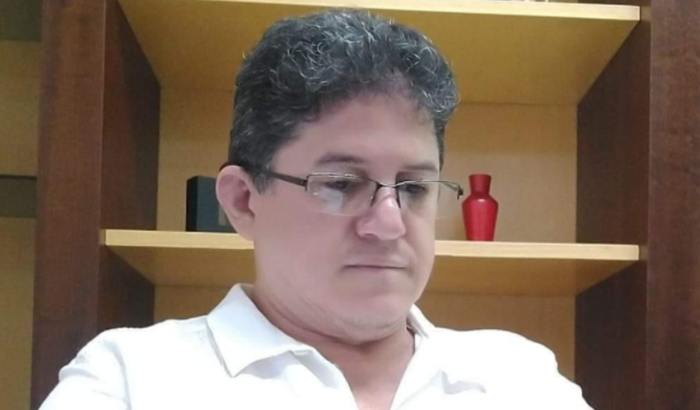 PAGAR INDENIZAÇÃO AO PREFEITO DE PARANAVAI NO VALOR DE 40 MIL