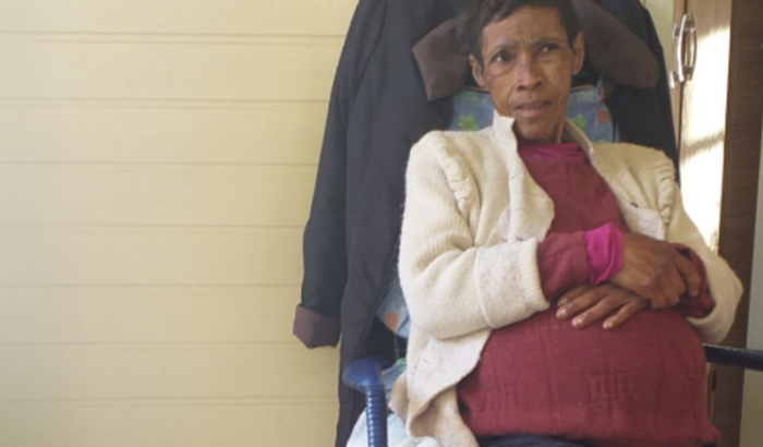 Ajuda Para Rose no Tratamento de Câncer