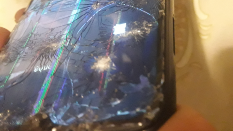 imagem da vaquinha Celular Caiu noMeio da Entrega Carro Passou po cima