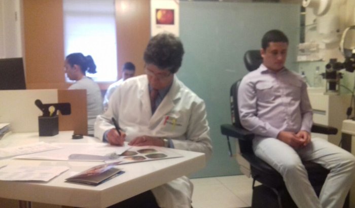 Fundos para a Cirurgia de olho de André Ricardo