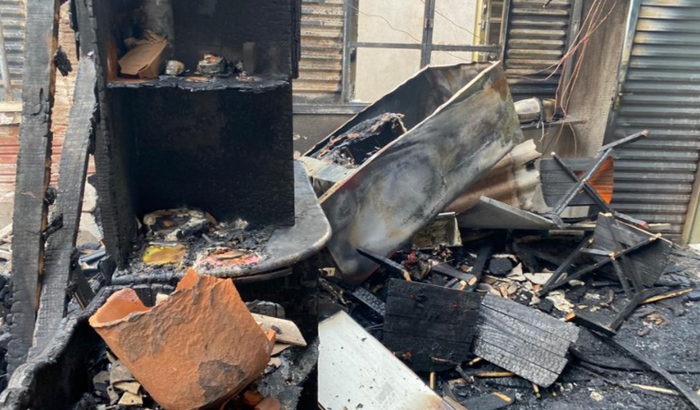 Ajude a Vania e o Barbosa