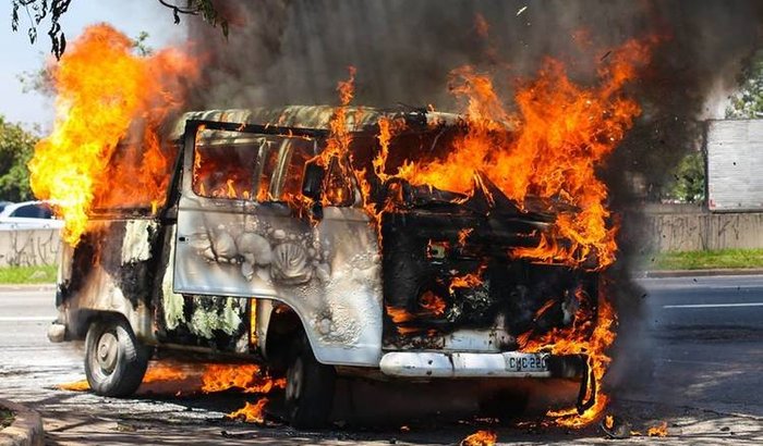 Ajude um senhor que perdeu tudo em um incêndio