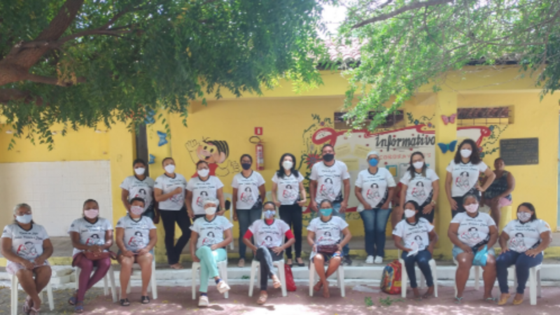 Ajude a ACOM a AJUDAR Famílias