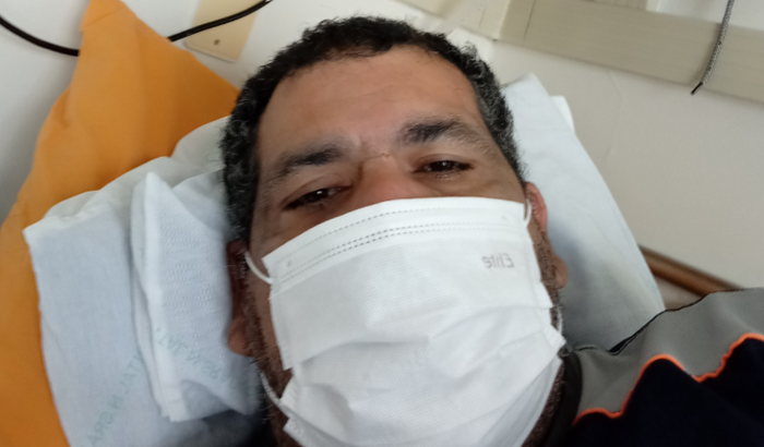 Ajuda e tratamento e transporte