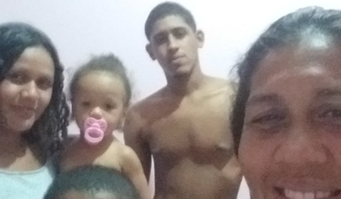 AJUDE MARILENE CARLA E SUA FAMÍLIA 