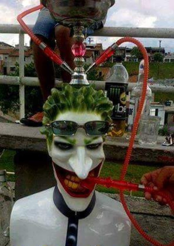 Ajude o bbchelli a fumar um nargas 