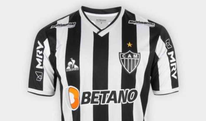 Vaquinha para comprar um manto do Galo