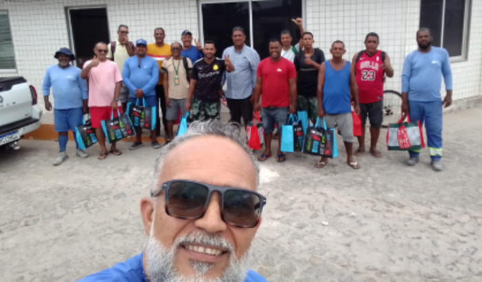 Caixinha de Natal dos colaboradores do I C R