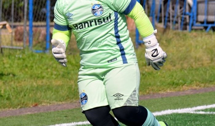 Correndo atrás de um SONHO - Ser goleiro Profissional(ajuda de custos)