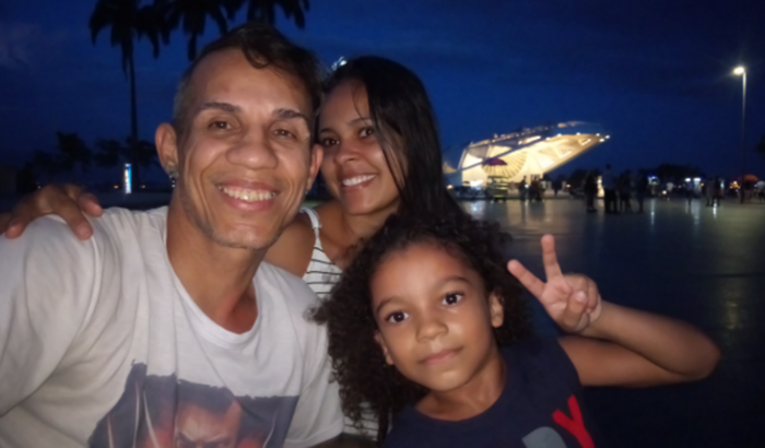 Ajuda minha carreira a decolar 