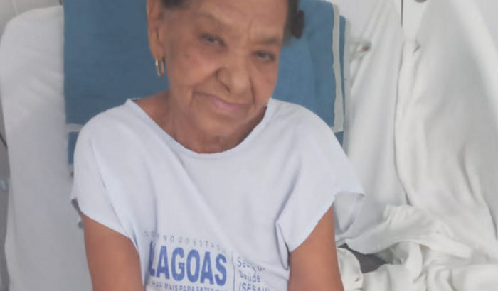 Ajuda para minha mãe internada