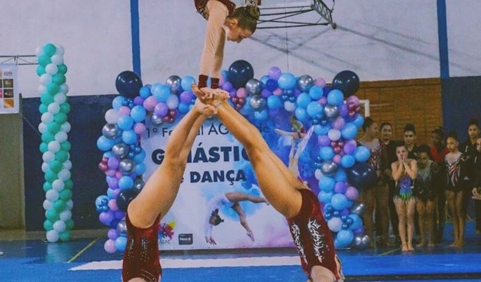 Ajuda Trio Ginástica Acrobática Panamericano Colômbia