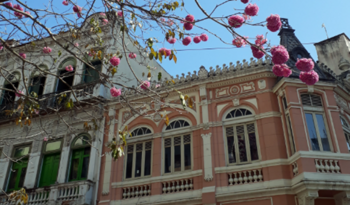 Audiolivro: Longe da Glória & Livreiros da Carioca
