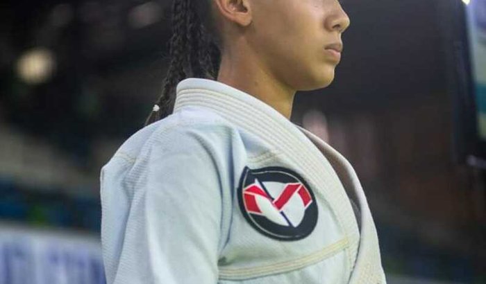 Ajude Mel Cabral realizar seu sonho