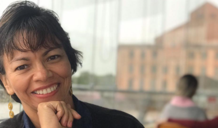 Ajuda para o tratamento da Denise