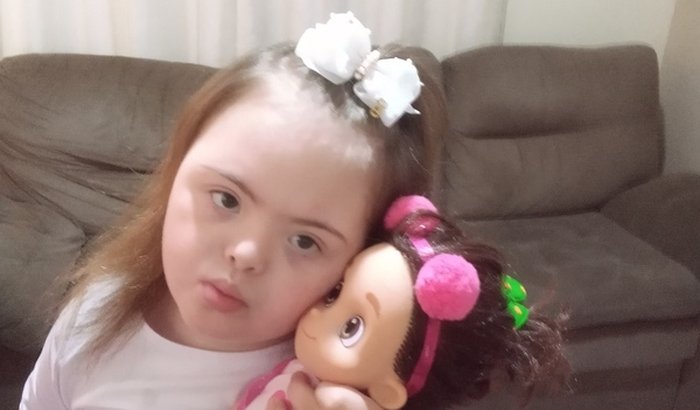 Ajudando a tratar anemia crônica da Larissa Manuela