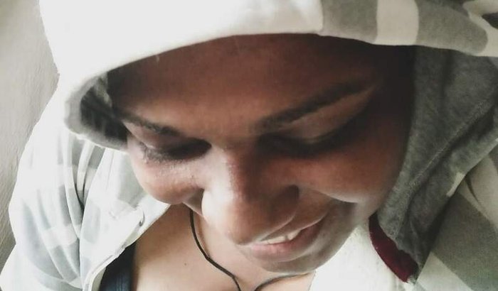 Ajude a fotógrafa Cavalare